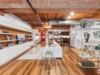 530 S Hewitt St Unit 238