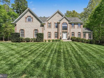 35 Mills Hollow Dr