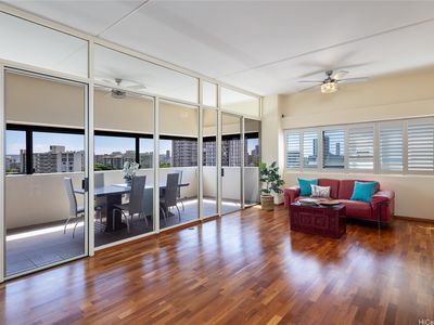 1330 Heulu St #PENTHOUSE 2