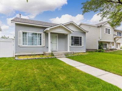 10209 17th Ln