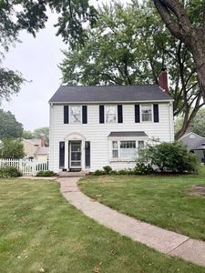 1606 Grand Ave