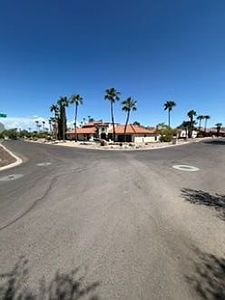 10407 N Nicklaus Dr
