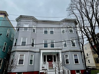 42 Calvin St