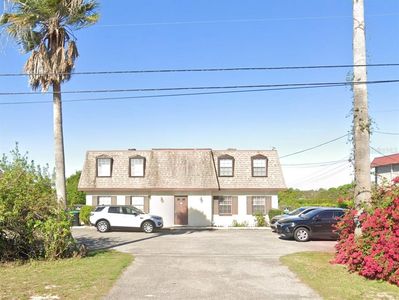 2800 Pioneer Rd