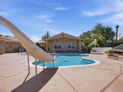 4885 N Miller Ln