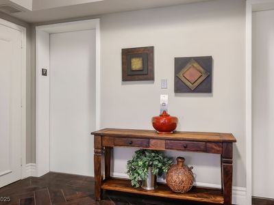 2777 Paradise Rd UNIT 1701