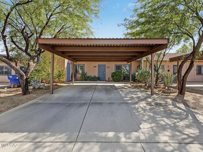 1665 W Calle Del Rey