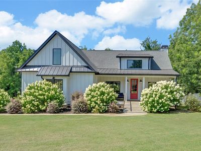 24 Brookhaven Way