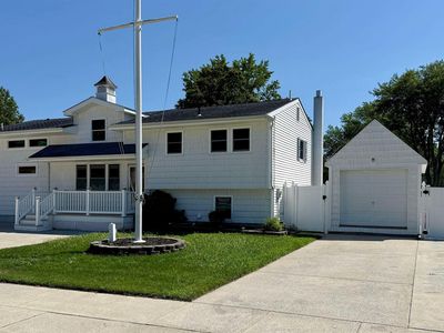 208 Old Mill Dr