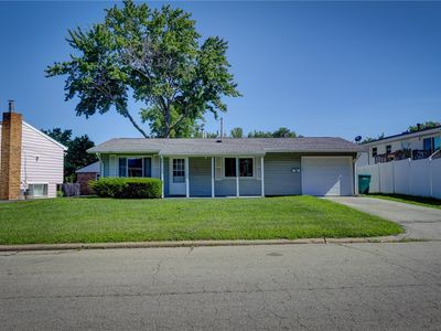 3124 Robin Dr