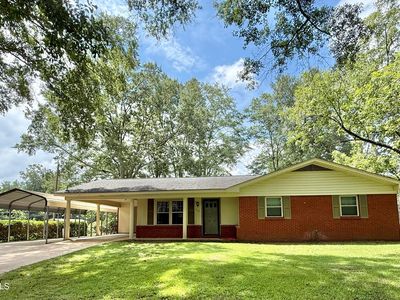 112 Oakmont Dr