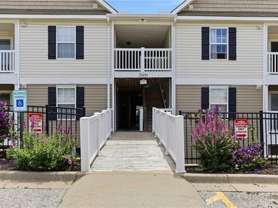 5600 NE 80th Ter Unit 2C
