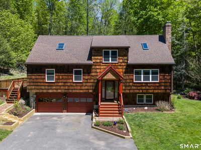 214 Grasslands Road