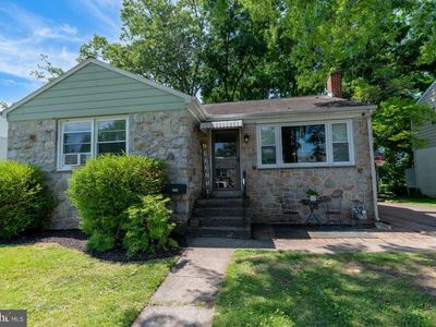 665 Woodland Ave