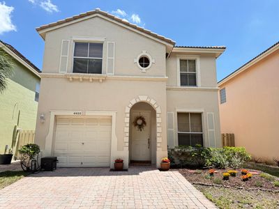 4400 Lake Lucerne Circle