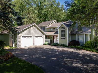 6281 Rose Arbour Ave