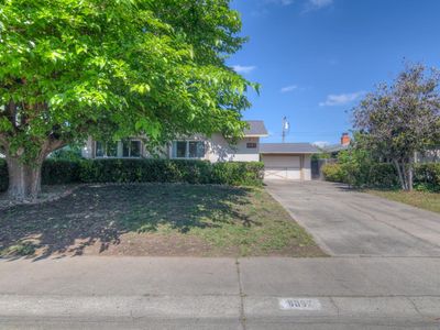 8057 Butternut Dr
