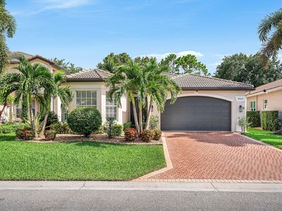 8564 BREEZY OAK Way
