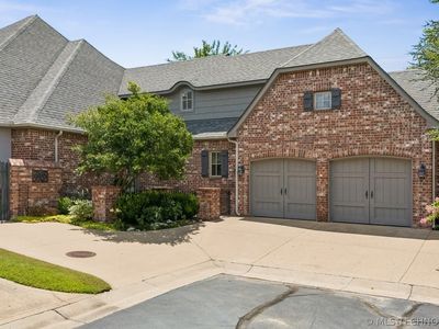 6330 E 111th Pl