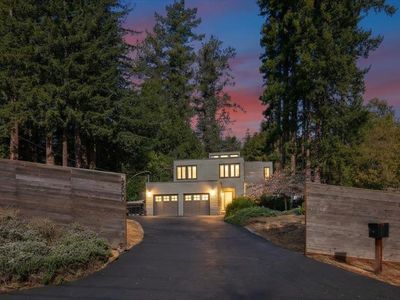 2500 Glen Canyon Rd