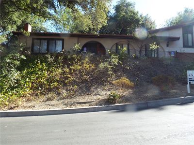 4444 Rochelle Pl