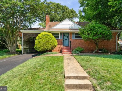 7222 Wayne Dr