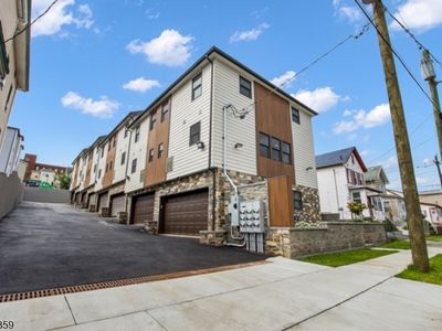 413 Paulison Ave #8