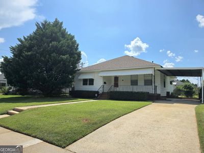 201 C St SE