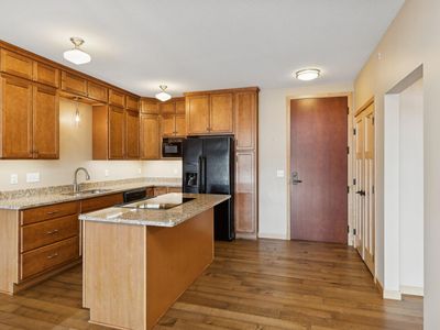 101 Saint Olaf Ave UNIT 303