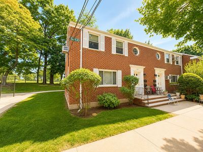 264-47 Langston Ave Floor 1