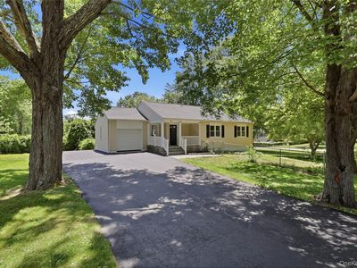 31 Larkspur Drive