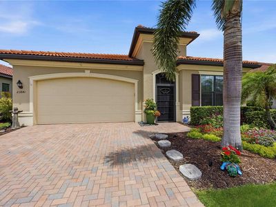 23841 Waverly Cir