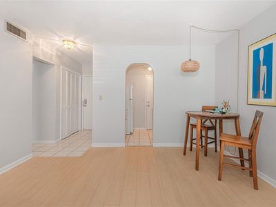 1821 NE 62nd St #310