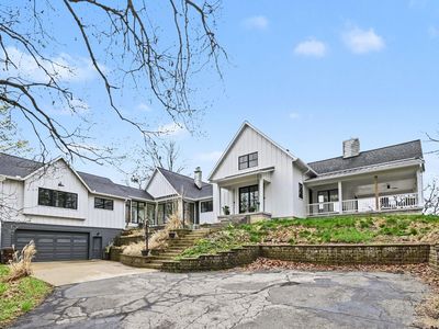 517 Glazier Rd