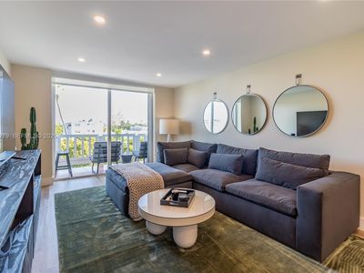 Property at 910 Michigan Ave APT 502, Miami Beach, FL