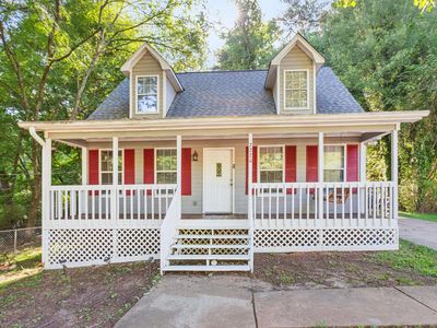2220 Reed Rd NE