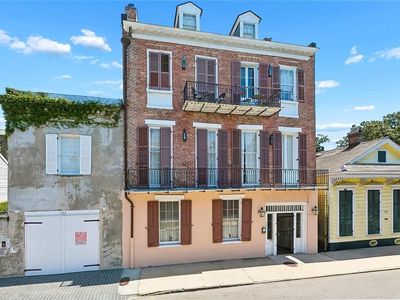 727 Barracks St APT 7