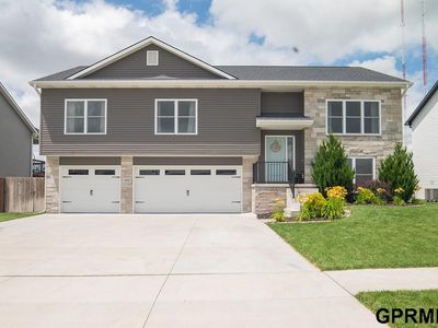 7808 Nicole Ln