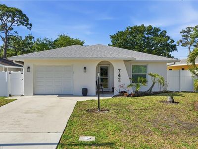 742 99th AVE N