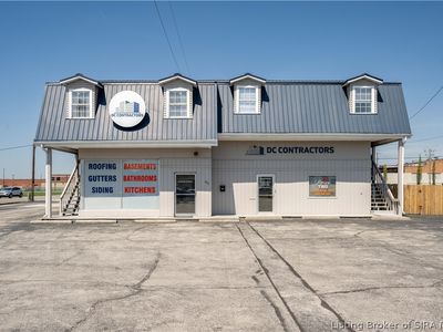 801 E 10th Street