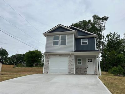 64 Bobo St