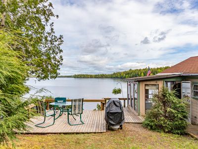 18 Breezy Knoll Drive