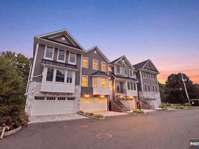 23 Legion Dr #103