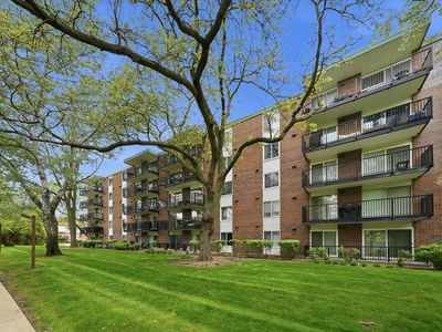 5S040 Pebblewood Ln APT W103