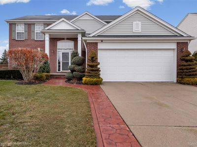 56543 Hastings Dr