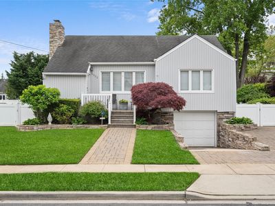 3322 Bayfield Boulevard