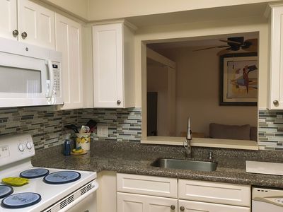 3178 Via Poinciana #102