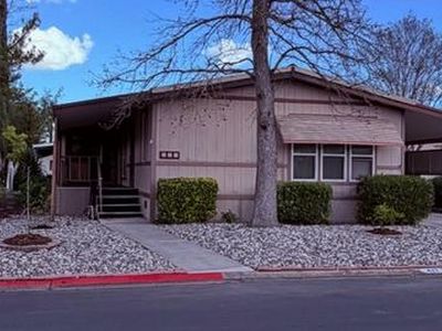 427 Royal Crest Cir