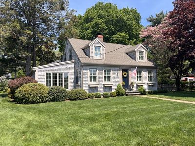 36 Burr Rd