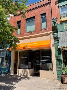 316 W 17th St